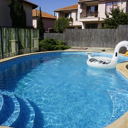 Obzor Bay View Holiday home *